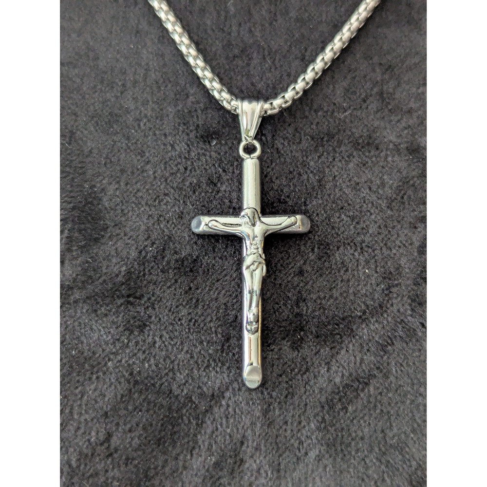 Mens Stainless Steel Crucifix Cross Pendant Necklace 24 Inch Box Chain 316L